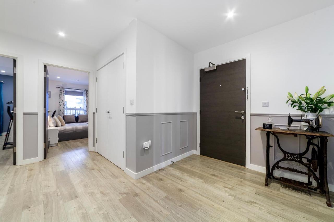 Private Double Bd With Optional Balcony, 15 Mins To Cc Londra